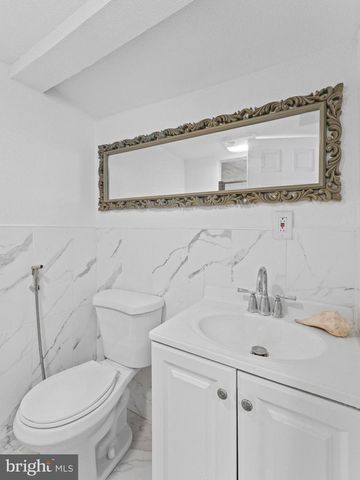 209 UPLAND RD, Brookhaven, PA 19015