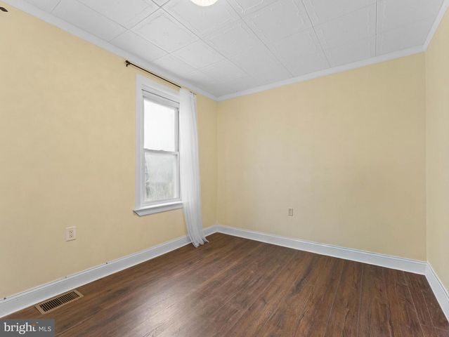 209 UPLAND RD, Brookhaven, PA 19015
