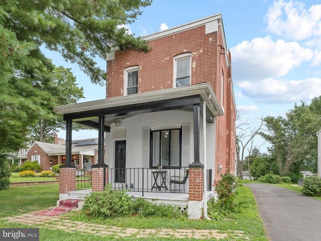 209 UPLAND RD, Brookhaven, PA 19015