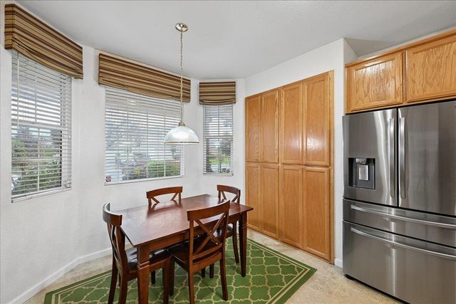 1364 Amaranth St, Plumas Lake, CA 95961