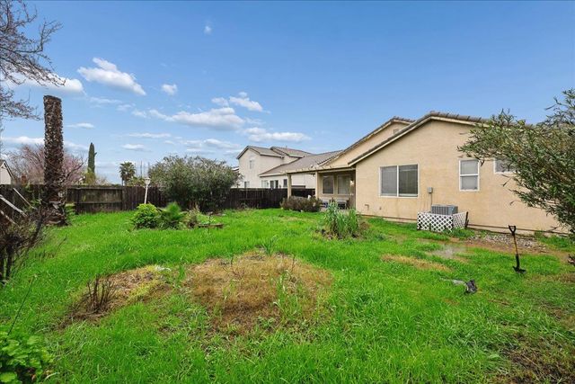 1364 Amaranth St, Plumas Lake, CA 95961