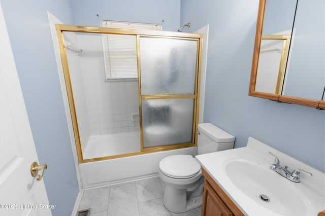 9724 Scarborough Ave, Louisville, KY 40272