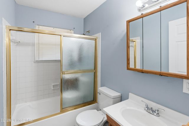 9724 Scarborough Ave, Louisville, KY 40272