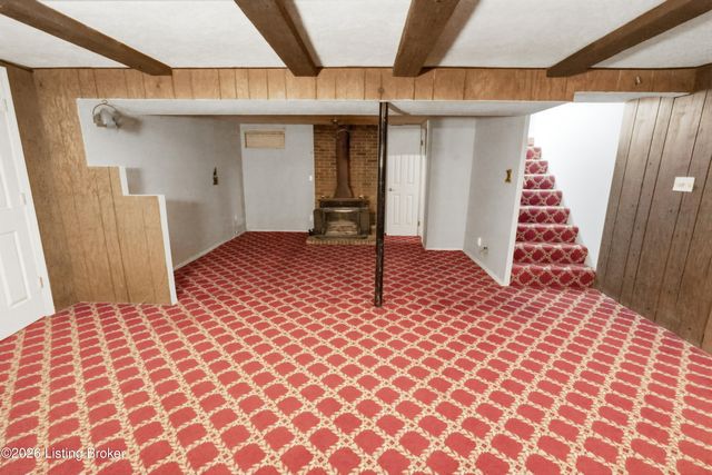 9724 Scarborough Ave, Louisville, KY 40272