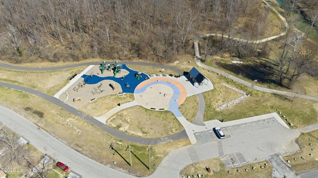 9724 Scarborough Ave, Louisville, KY 40272