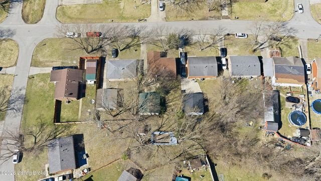 9724 Scarborough Ave, Louisville, KY 40272