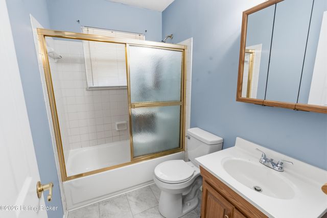 9724 Scarborough Ave, Louisville, KY 40272