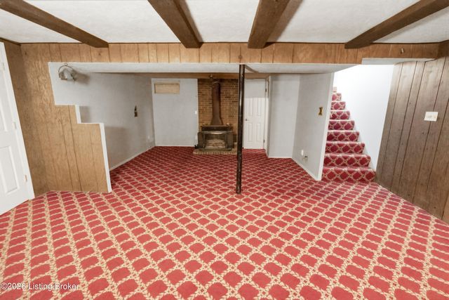 9724 Scarborough Ave, Louisville, KY 40272