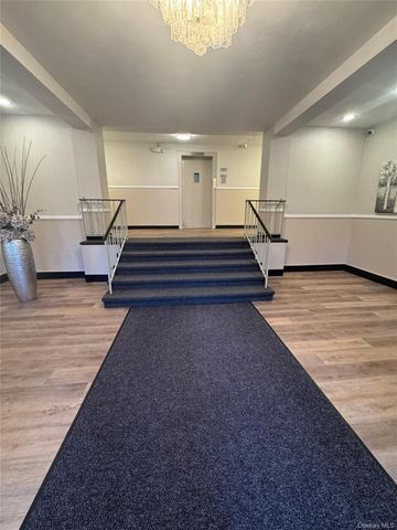 2261 Palmer Avenue 1F, New Rochelle, NY 10801