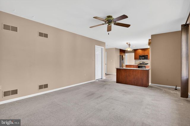 30 RED MAPLE CIR, Palmyra, PA 17078