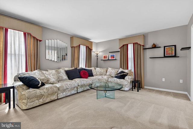 30 RED MAPLE CIR, Palmyra, PA 17078