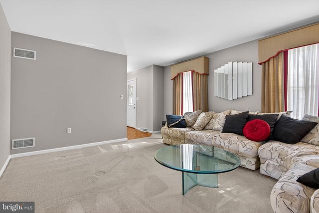 30 RED MAPLE CIR, Palmyra, PA 17078
