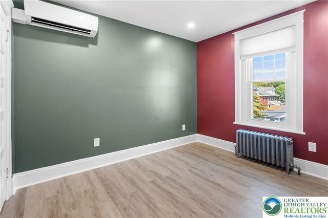 413 Woodlawn Avenue, Bethlehem City, PA 18018