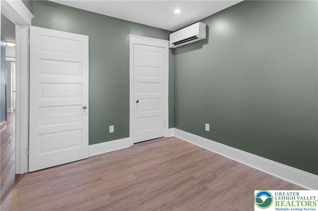 413 Woodlawn Avenue, Bethlehem City, PA 18018