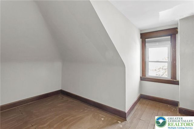 413 Woodlawn Avenue, Bethlehem City, PA 18018