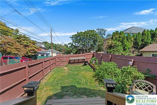 413 Woodlawn Avenue, Bethlehem City, PA 18018