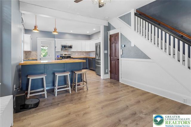413 Woodlawn Avenue, Bethlehem City, PA 18018