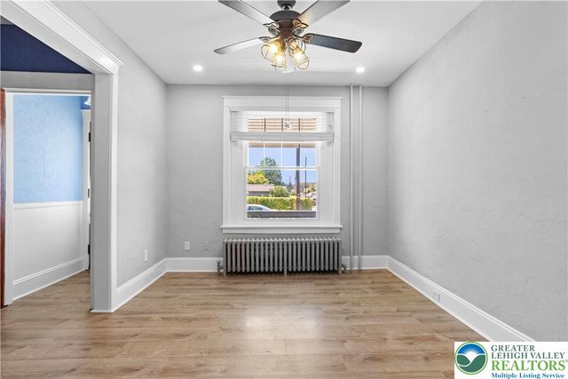 413 Woodlawn Avenue, Bethlehem City, PA 18018