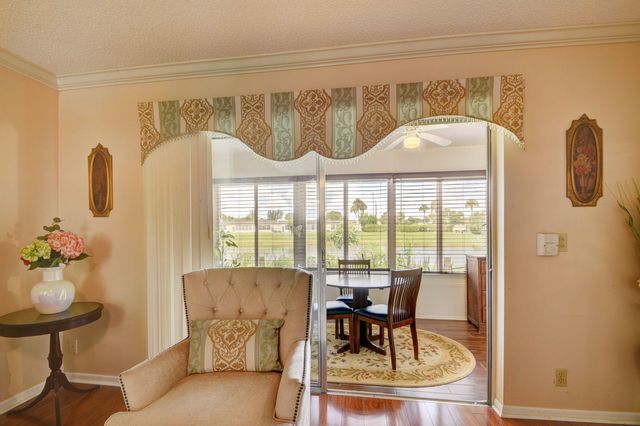 219 Lake Meryl Drive, West Palm Beach, FL 33411