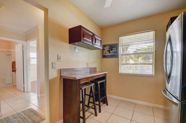 219 Lake Meryl Drive, West Palm Beach, FL 33411