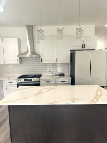 1380 Sandpiper Lane, Woodstock, IL 60098