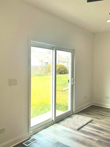 1380 Sandpiper Lane, Woodstock, IL 60098