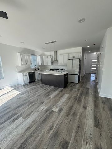 1380 Sandpiper Lane, Woodstock, IL 60098