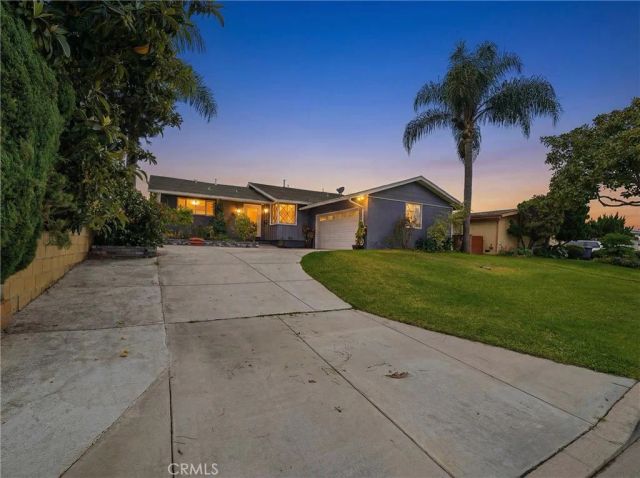 15044 La Capelle, La Mirada, CA 90638