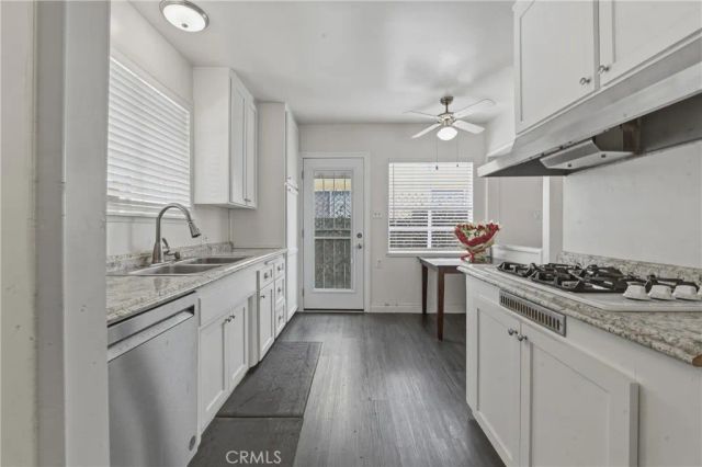 15044 La Capelle, La Mirada, CA 90638