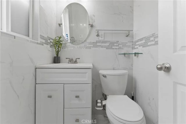 15044 La Capelle, La Mirada, CA 90638