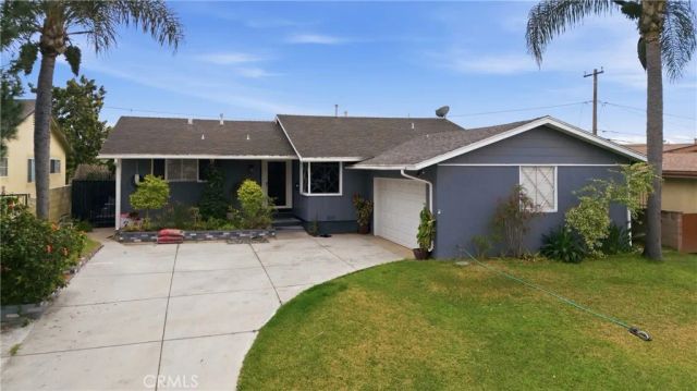 15044 La Capelle, La Mirada, CA 90638