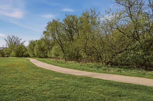 1003 13th Avenue SW, Austin, MN 55912