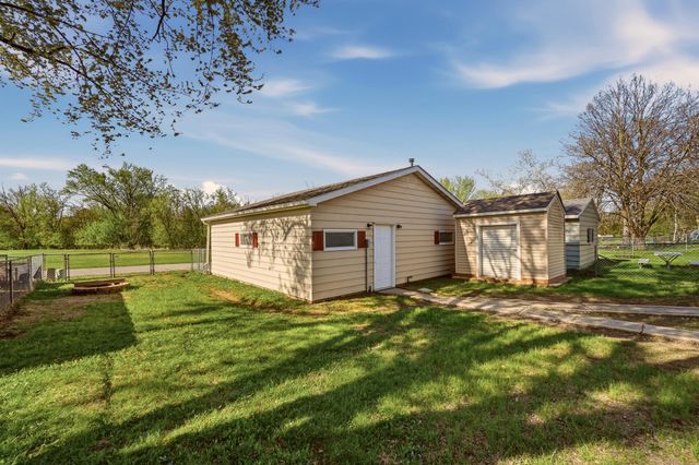 1003 13th Avenue SW, Austin, MN 55912