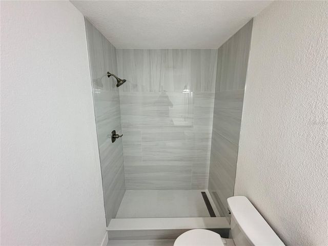 7031 DRURY STREET, Tampa, FL 33635