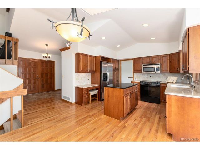2422 W Arapahoe Ct, Littleton, CO 80120