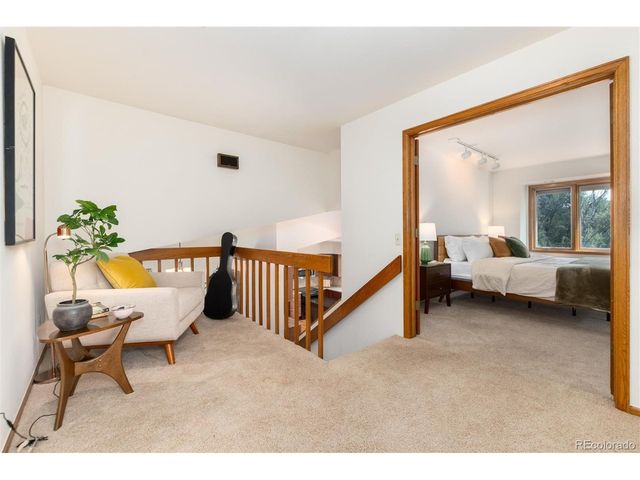 2422 W Arapahoe Ct, Littleton, CO 80120