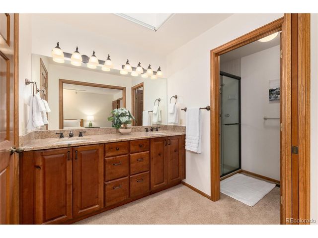 2422 W Arapahoe Ct, Littleton, CO 80120
