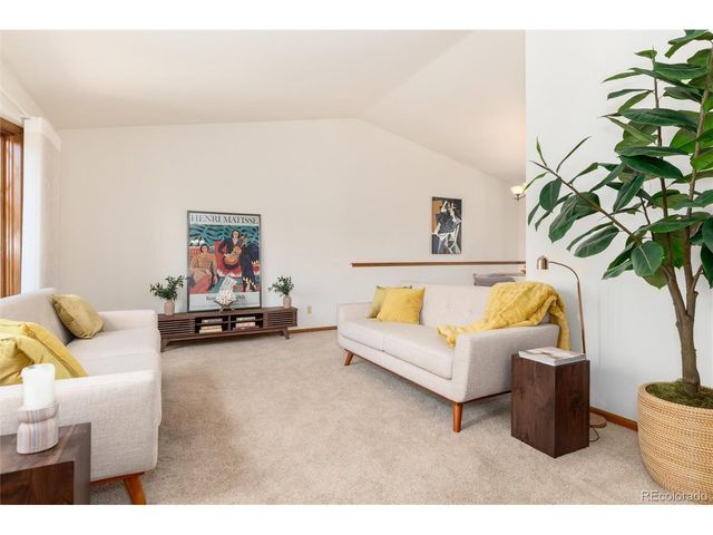 2422 W Arapahoe Ct, Littleton, CO 80120