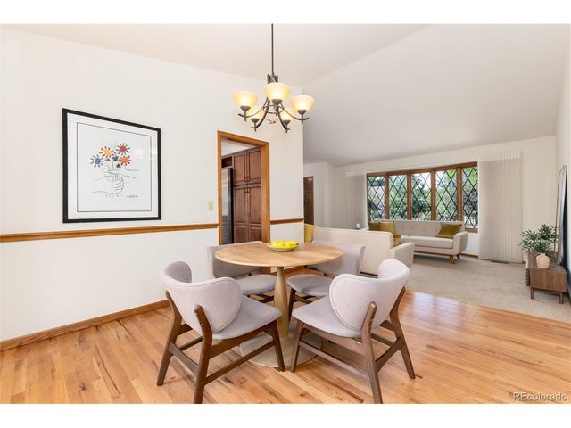 2422 W Arapahoe Ct, Littleton, CO 80120
