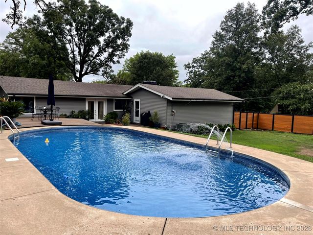 501 E Seneca Street, Tahlequah, OK 74464