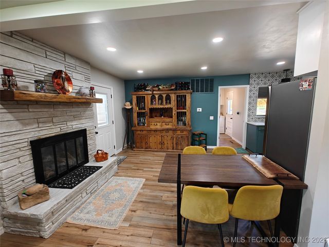 501 E Seneca Street, Tahlequah, OK 74464