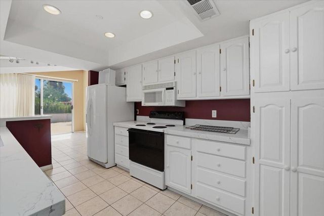 46420 Ryway Place 1 & 2, Palm Desert, CA 92260