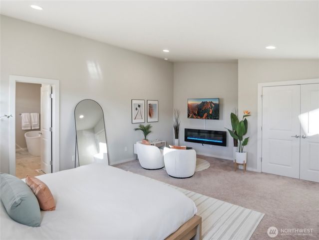 32749 Maple Avenue SE, Black Diamond, WA 98010