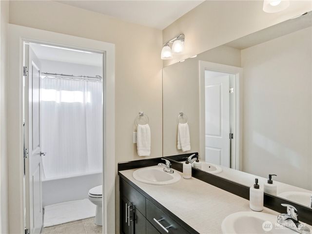 32749 Maple Avenue SE, Black Diamond, WA 98010