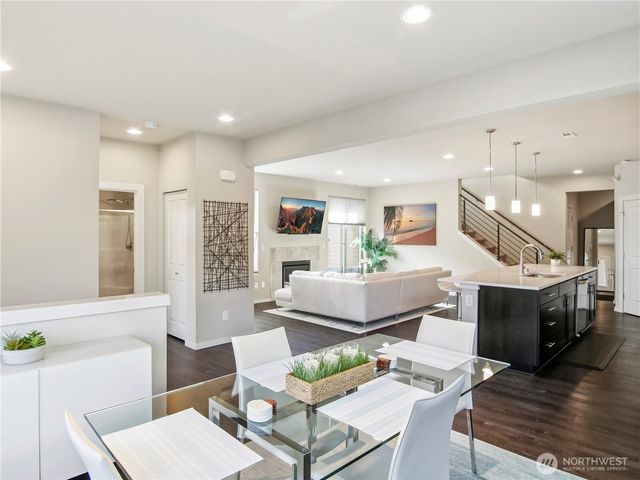 32749 Maple Avenue SE, Black Diamond, WA 98010