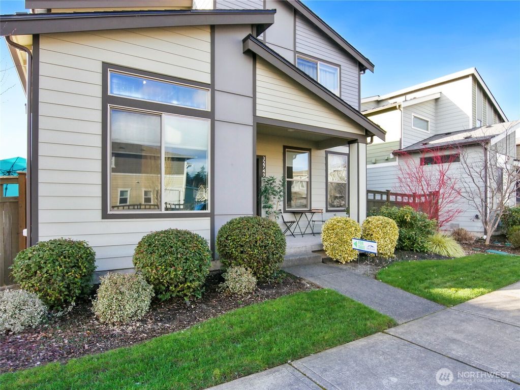 32749 Maple Avenue SE, Black Diamond, WA 98010