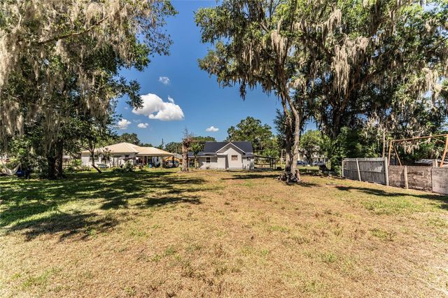 113 SE PINE AVENUE, Fort Meade, FL 33841