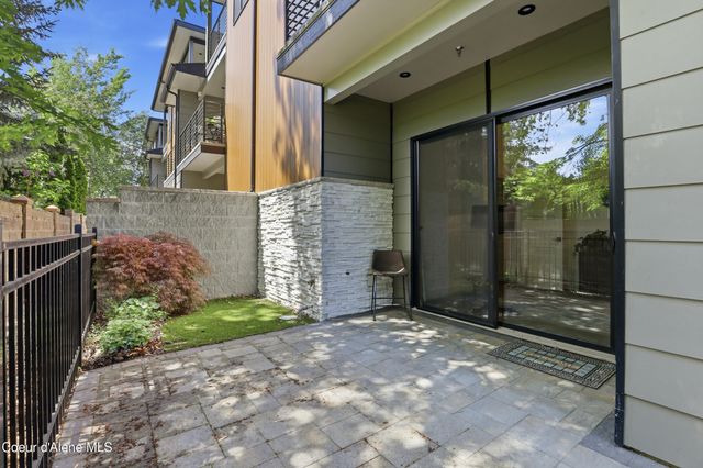 4738 W Kona Dr, Coeur D'alene, ID 83814