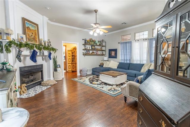 10613 NW 38th Street, Yukon, OK 73099