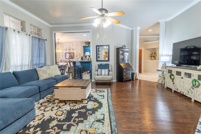 10613 NW 38th Street, Yukon, OK 73099